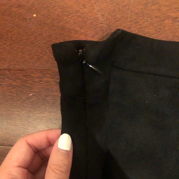 Topshop Suede Shorts - Picture 2 of 2